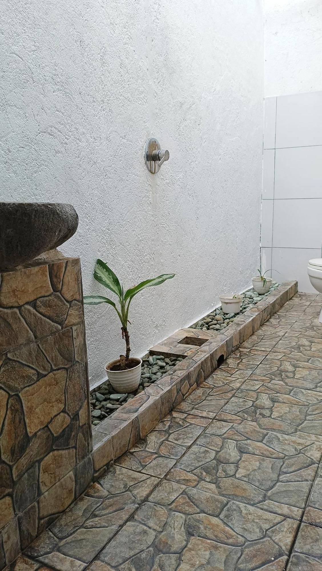Tiga Spies Hostel Kuta  Экстерьер фото